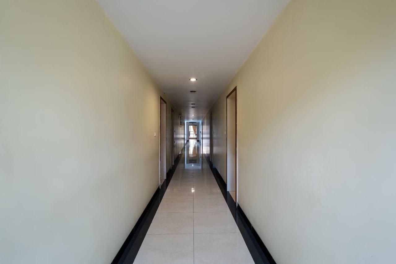Oyo 44695 Hotel Mango Sawantwadi Ngoại thất bức ảnh