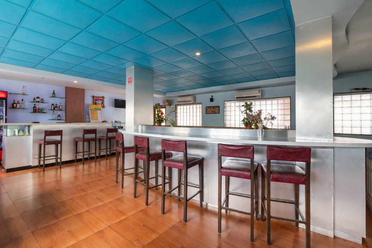 Oyo 44695 Hotel Mango Sawantwadi Ngoại thất bức ảnh